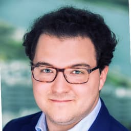 Dr. Alexander Dabsch